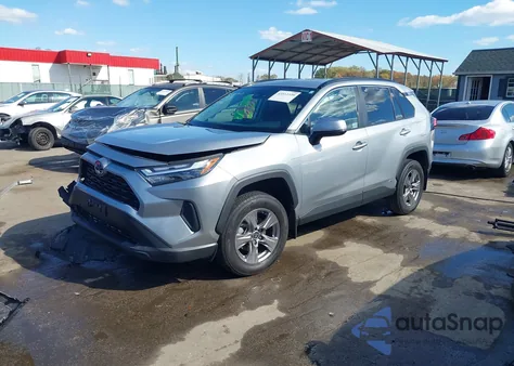 2024 Toyota Rav4 Hybrid Le z USA, uszkodzony, nr VIN 2T3MWRFV2RW186916